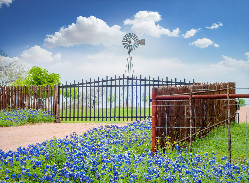 Ranch gate on a working operation