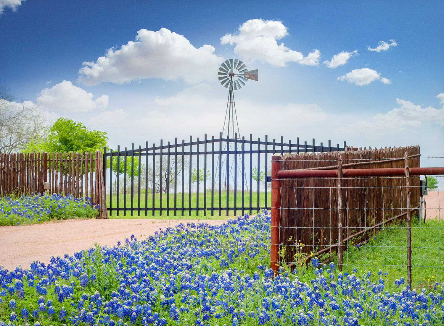 Ranch gate on a working operation